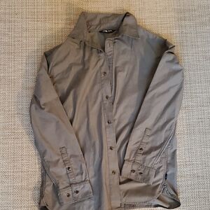 The North Face taupe shirt